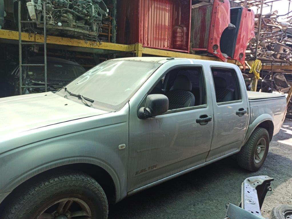  Chevrolet DMAX 2006    EN DESARME